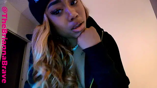 BriannaBrave online show from December 13, 9:43 pm