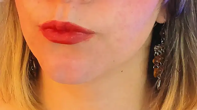 Chanelll Taylorr  online show from September 29, 12:21 pm