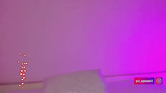 yui ayanami online show from July 23, 4:42 am