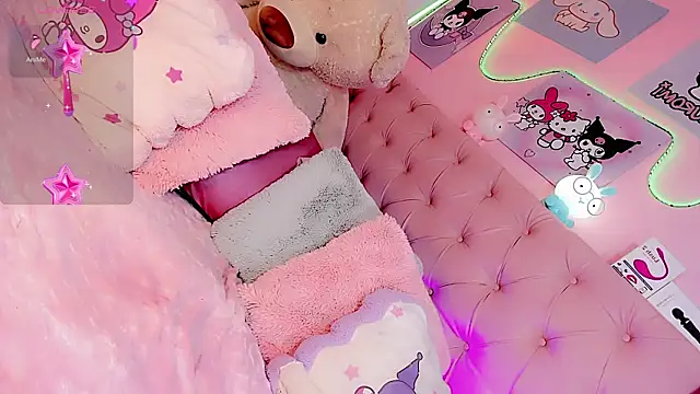 Cute Roxxy online show from November 24, 2:19 pm