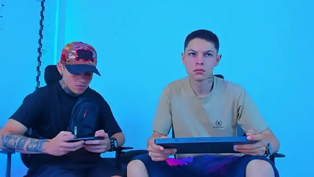 HOT boy2025 online show from November 10, 12:50 am