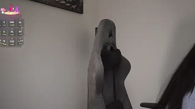 little-eli online show from November 2, 7:17 pm