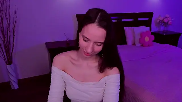 StaceySunny online show from April 19, 6:21 pm