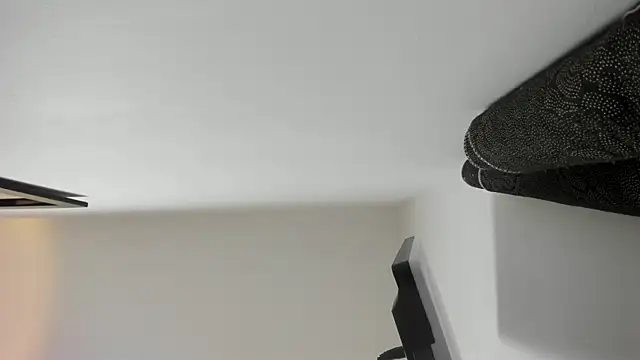 selene red  online show from April 6, 1:27 am