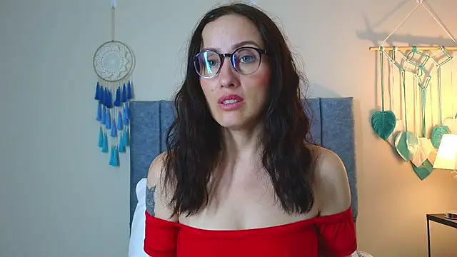 IberianMoonMK online show from November 13, 1:21 pm