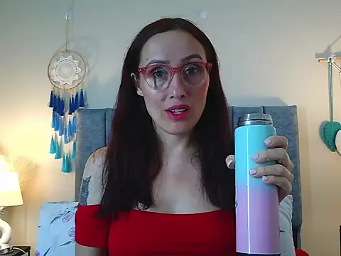 IberianMoonMK online show from January 10, 5:28 pm