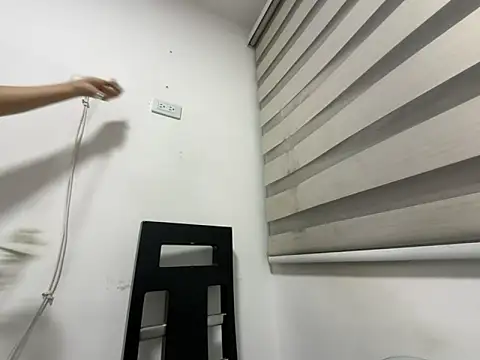 DollMagguie online show from October 22, 11:21 pm