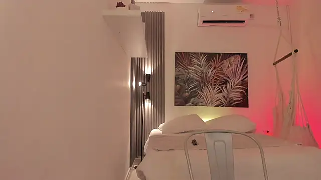 emma alice  online show from November 20, 12:39 pm