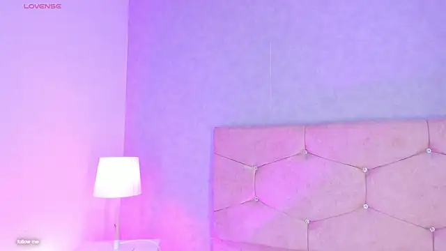 Cameliaa Smiith online show from March 11, 6:28 am