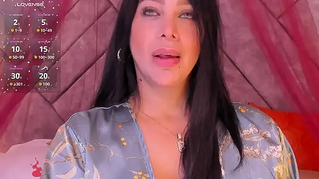 Snapshot of samara_alabii chatting on September 13, 11:02 pm samara alabii online show from September 13, 11:02 pm