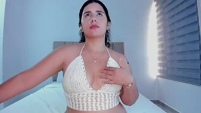 Natasha-28 online show from October 27, 6:57 pm