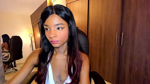 alikahouston4 online show from September 11, 3:51 am