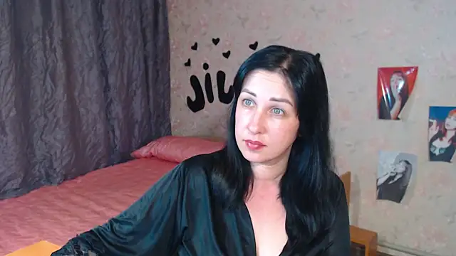 JillStevens online show from October 7, 5:12 am