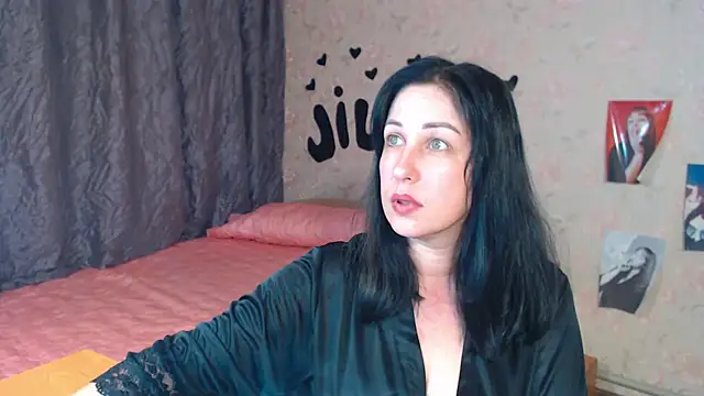 JillStevens online show from October 5, 2:38 am