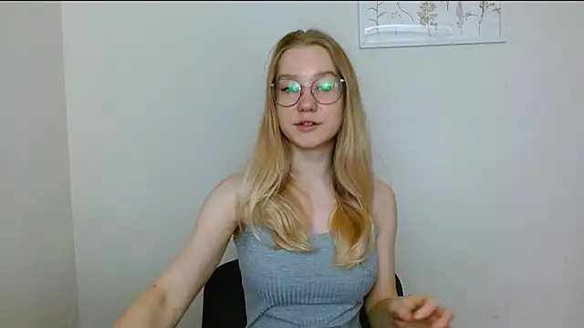 cindi hot online show from September 23, 8:23 am