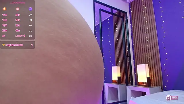 Snapshot of alina_martinelli chatting on October 11, 2:42 pm alina martinelli online show from October 11, 2:42 pm