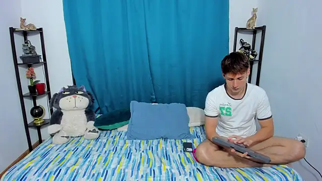 Luciano and Marlon online show from May 24, 9:58 pm