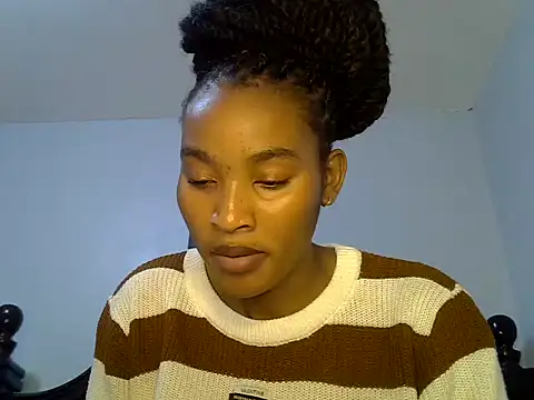 cute-alexis online show from June 15, 9:42 am