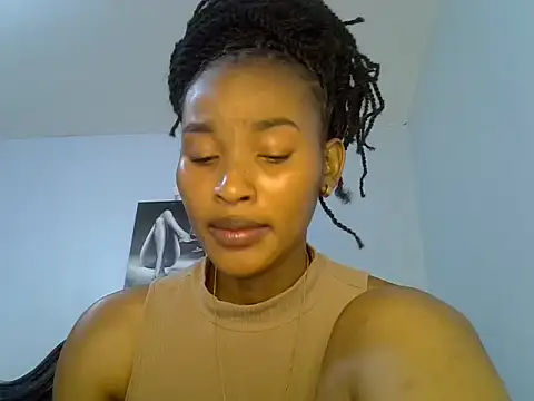 cute-alexis online show from February 19, 11:43 am