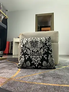 -RIVIERA- online show from February 6, 5:16 pm