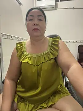 NDith online show from December 4, 2:08 pm