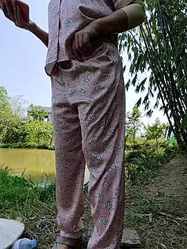 lyna bl online show from February 22, 7:09 am