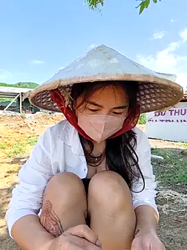 lyna bl online show from March 16, 5:44 am