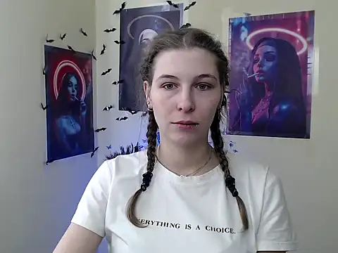 StrangerGi online show from March 11, 7:12 am