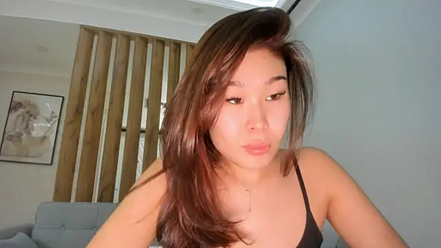 Yukisans online show from November 8, 3:50 pm