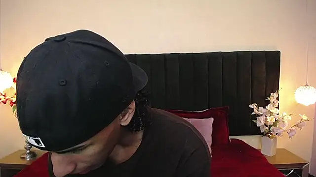 soft attraction online show from February 23, 7:46 pm