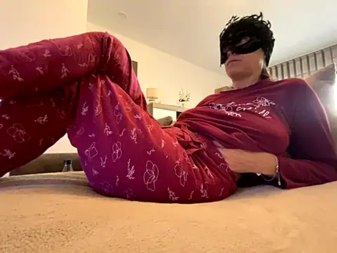 Marilou1983 online show from October 31, 2:43 pm