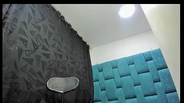 dirtygirl hot online show from October 29, 5:37 pm