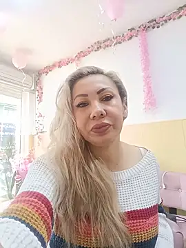 coral smitth online show from May 27, 7:22 pm