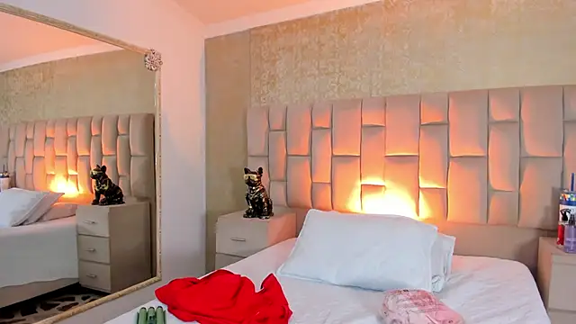 EmmaTorres  online show from November 10, 8:26 pm