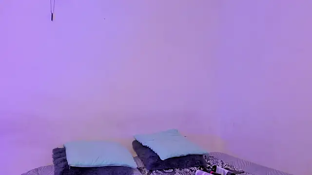 crystalvazquez online show from November 5, 12:54 pm