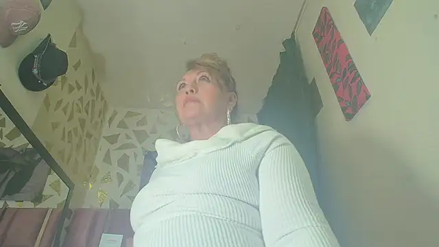 Kazsandraa online show from September 28, 5:25 am