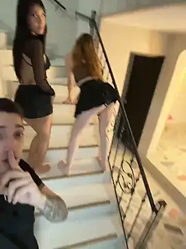 samantha kevin online show from September 18, 5:06 am