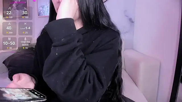 lara madisson online show from October 10, 7:46 am