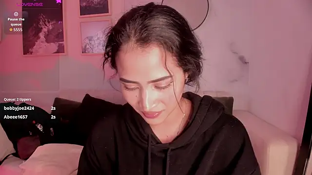 lara madisson online show from October 7, 9:57 am