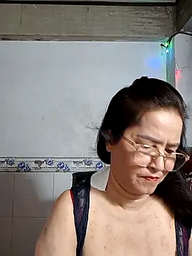 phnz online show from November 18, 5:52 am