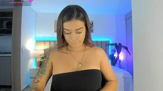 Snapshot of Victoria_romanox chatting on September 29, 6:57 pm Victoria romanox online show from September 29, 6:57 pm