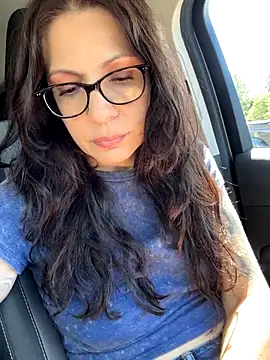 Snapshot of BeautifulMesss chatting on September 19, 5:34 pm BeautifulMesss online show from September 19, 5:34 pm
