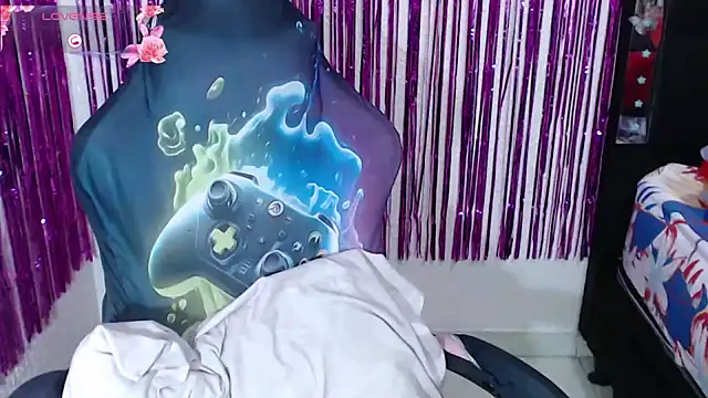 SweetAlmaa online show from February 7, 10:52 am