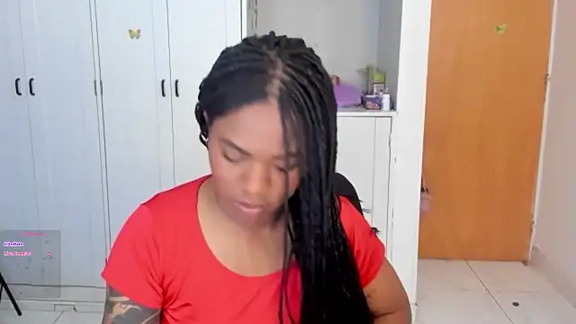 Snapshot of Marce_22 chatting on September 22, 7:56 pm Marce 22 online show from September 22, 7:56 pm