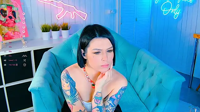 My toys pink online show from February 9, 11:07 pm