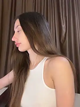 Polli Kiss online show from September 10, 8:42 pm