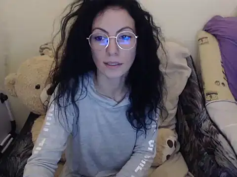 Emmatoo online show from January 8, 1:37 pm