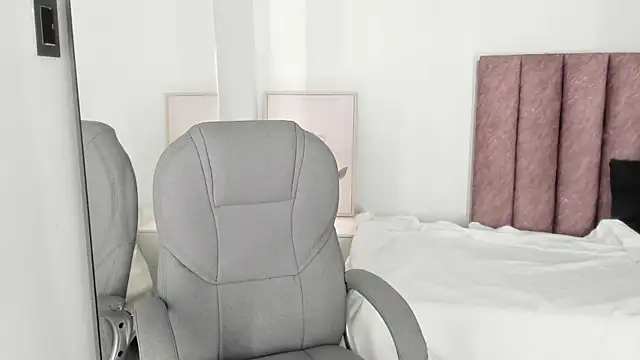 celestica rose online show from January 5, 7:50 pm