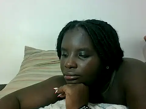 hotebbbyy online show from September 25, 7:51 am