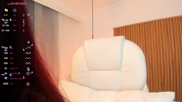 Snapshot of sophiecherry_ chatting on September 15, 6:00 am sophiecherry online show from September 15, 6:00 am